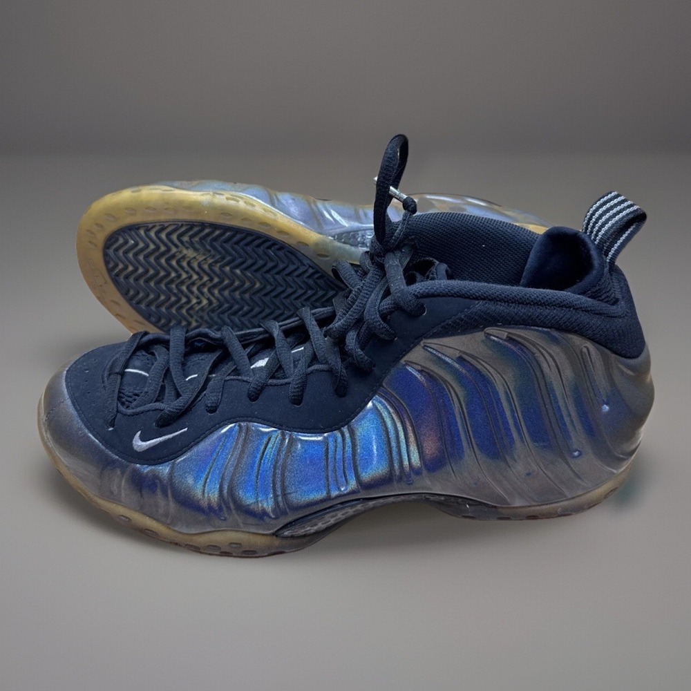 Nike Air Foamposite One‎ hologram 2015 Size 12 Cushioned Sneakers Iridescent